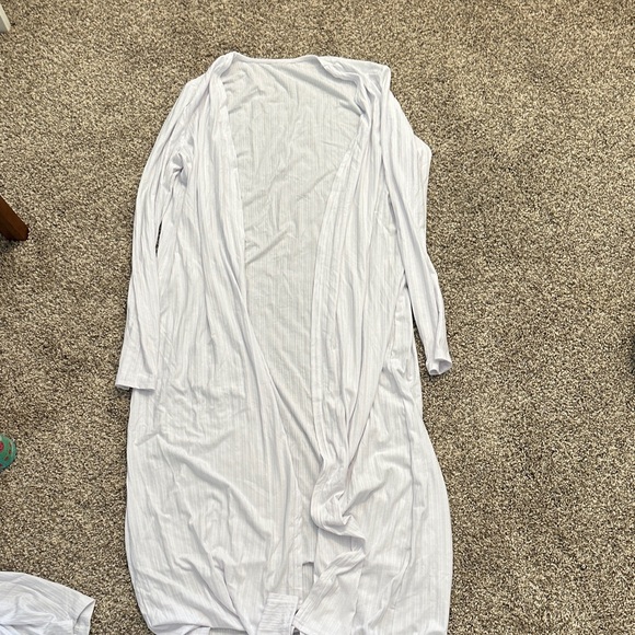 White Ribbed Tank Top - Picture 3 of 3